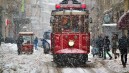 İstanbul’da beklenen kar yağışı başladı! İstanbul’da kar kalınlığı 20 cm’yi bulacak…